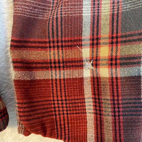 Volcom Mens Flannel Shirt Small Classic Fit Red Plaid Cotton Blend Long Sleeve - Picture 8 of 9